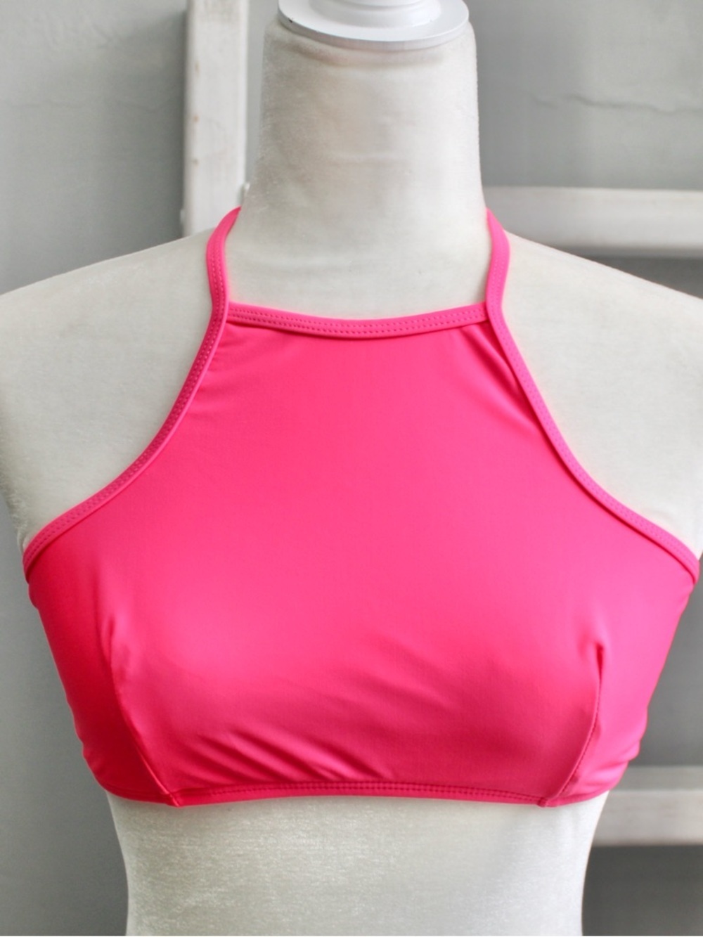South Beach ASOS Neon Pink High-Neck Bikini Swim Top Size 40EU / 12UK / 8 US